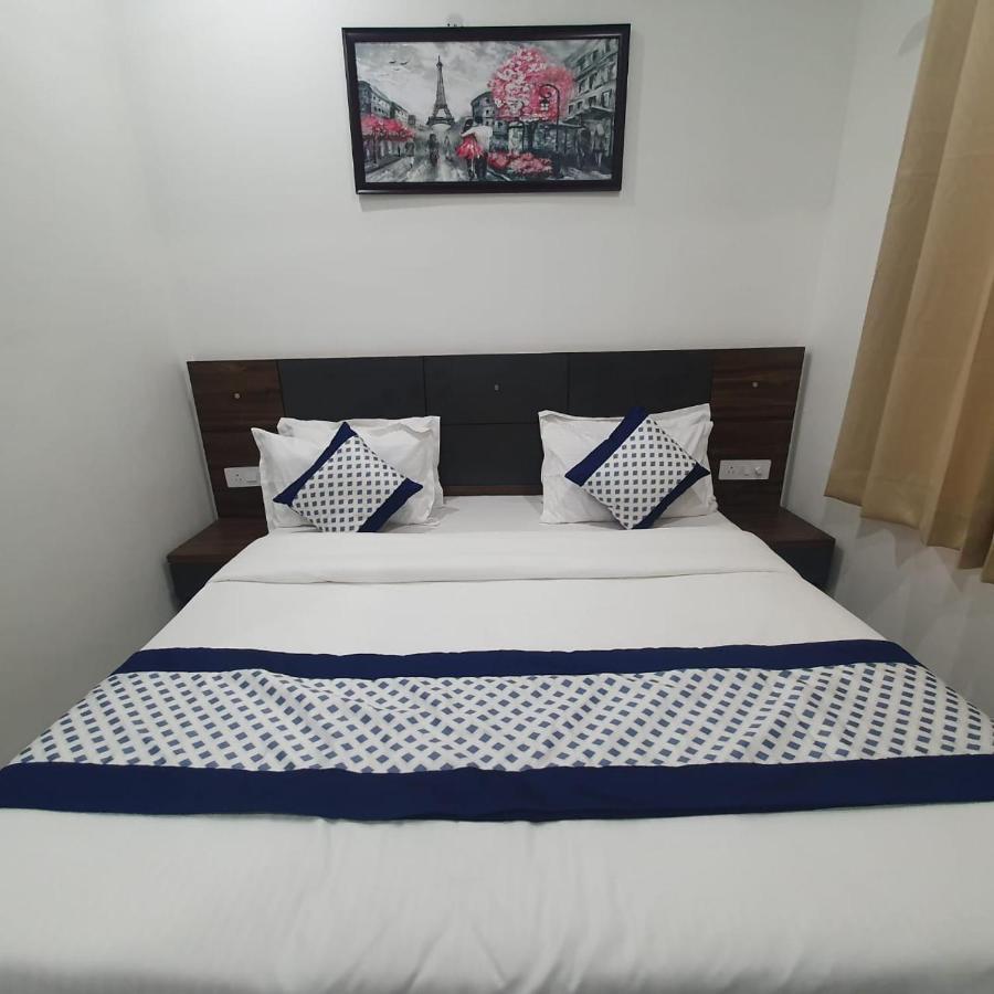 Kds Residency Hotel Greater Noida Bagian luar foto